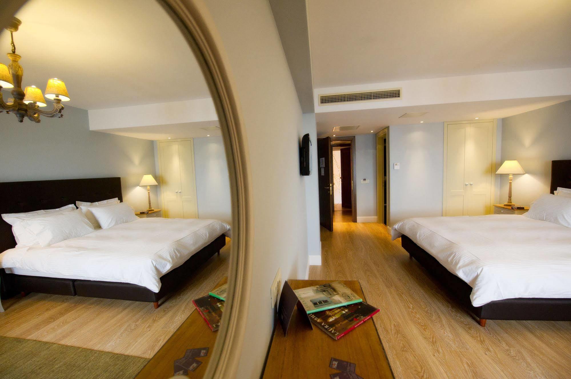 Mir Boutique Hotel อิโออันนินา ภายนอก รูปภาพ